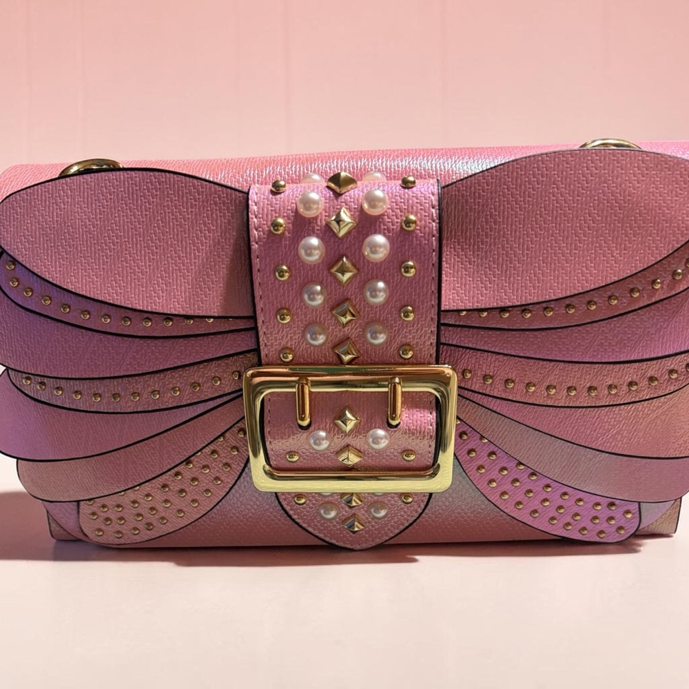 Pink Embellished Buckle Clutch Bag